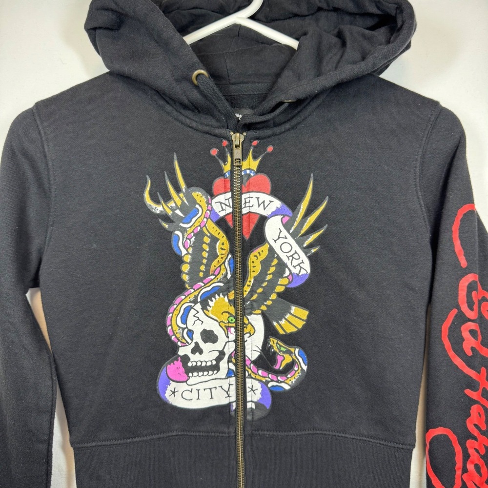 Ed Hardy black Hoodie with Vibrant Graphic